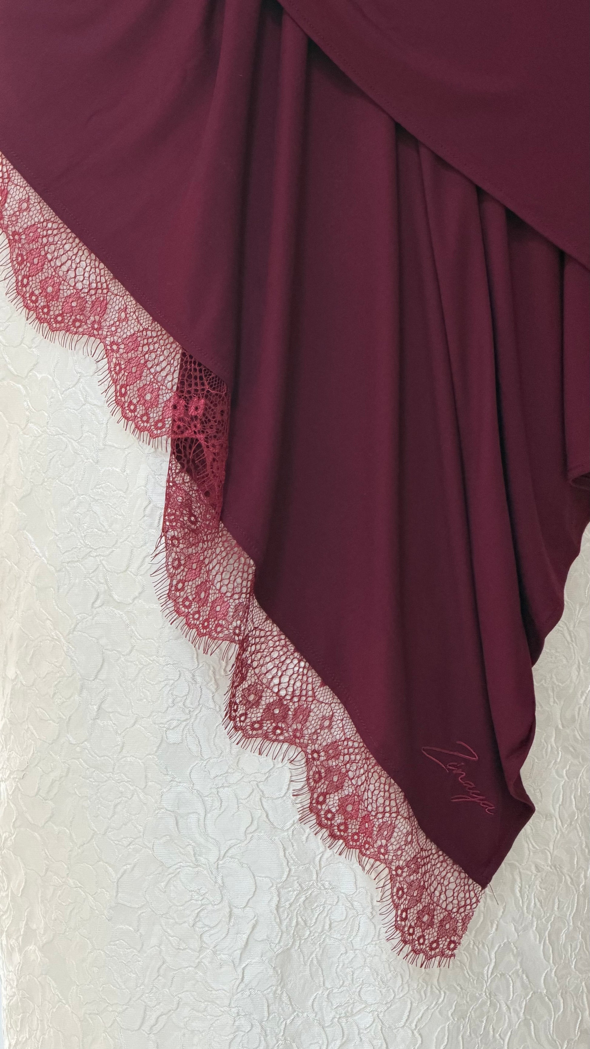 Hijab dentelle burgundy